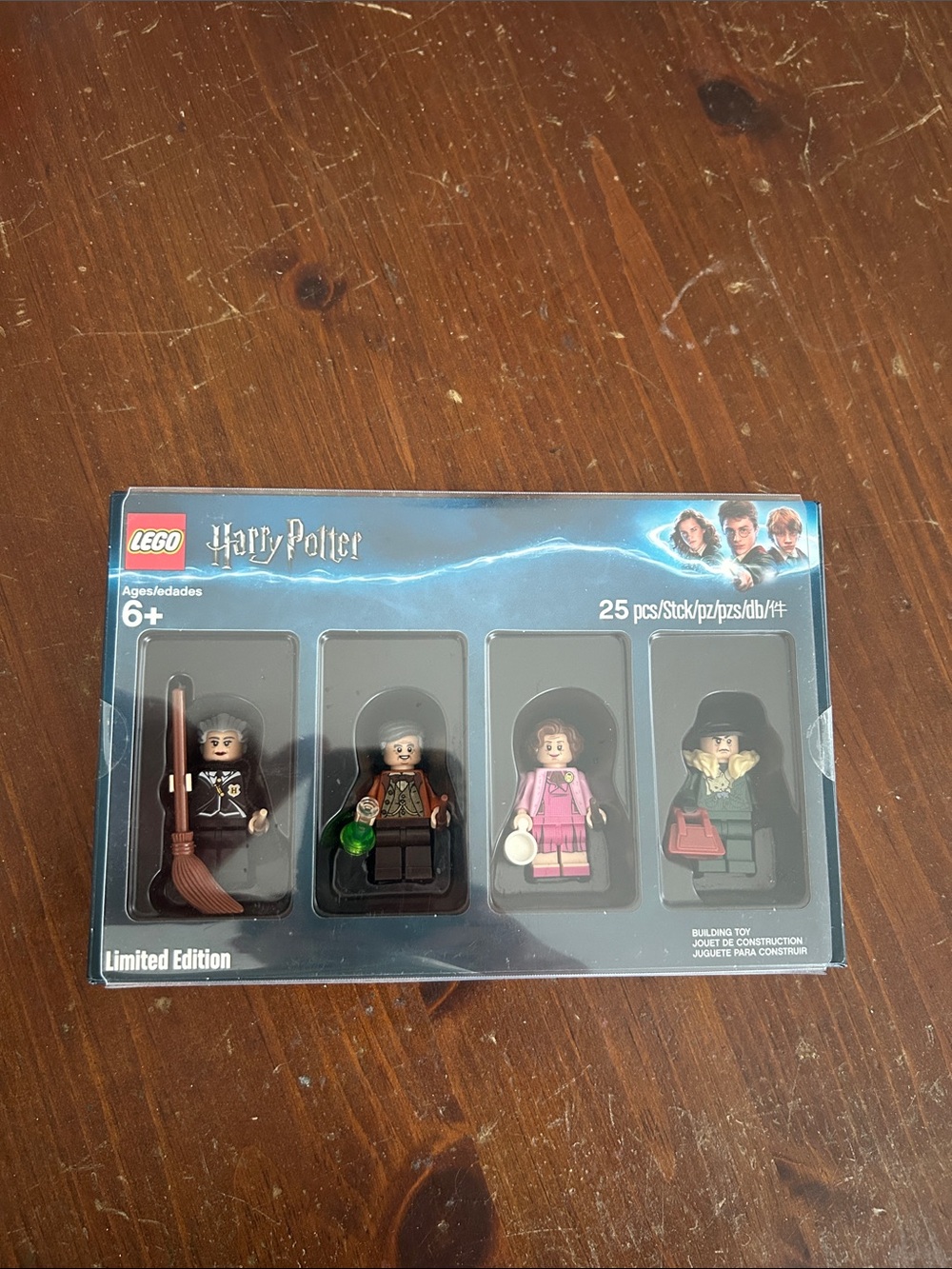 LEGO Harry Potter Limited Edition Minifigure Set